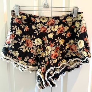 Floral Fringe Shorts - Paper Heart